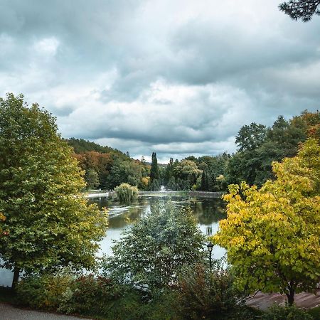 Apartament Przy Stawie Zdrojowym Kudowa-Zdrój Buitenkant foto