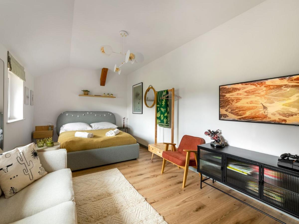 Apartament Przy Stawie Zdrojowym Kudowa-Zdrój Buitenkant foto