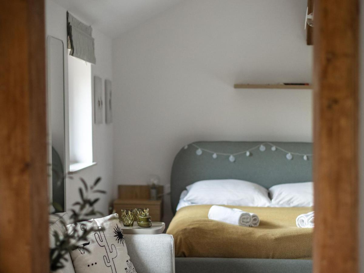 Apartament Przy Stawie Zdrojowym Kudowa-Zdrój Buitenkant foto